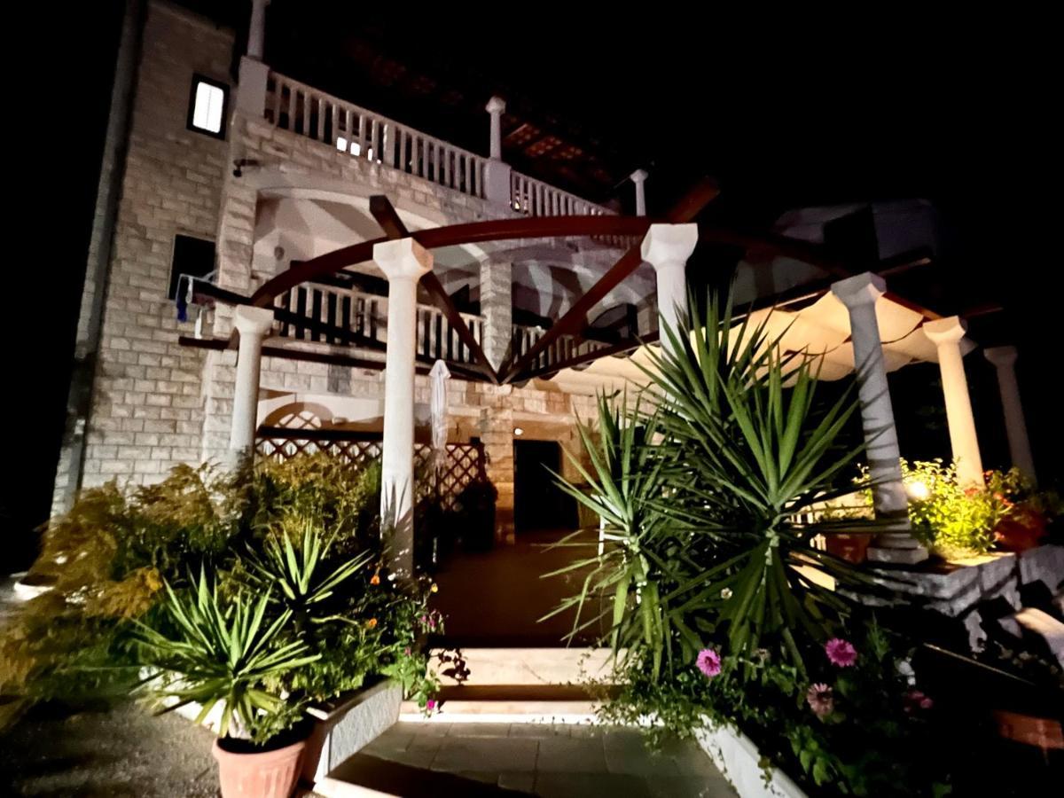 Vila Vera Seafront Apartments Sumartin Exterior photo